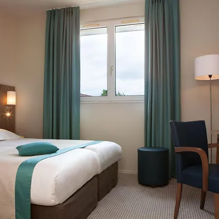 Hotel Logis Beausejour 3*