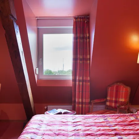 Otel Logis Beausejour 3*