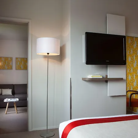 Отель Logis Beausejour 3*