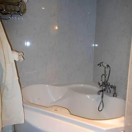 Отель Logis Beausejour Кольмар
