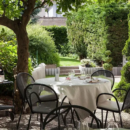 Hotel Logis Beausejour