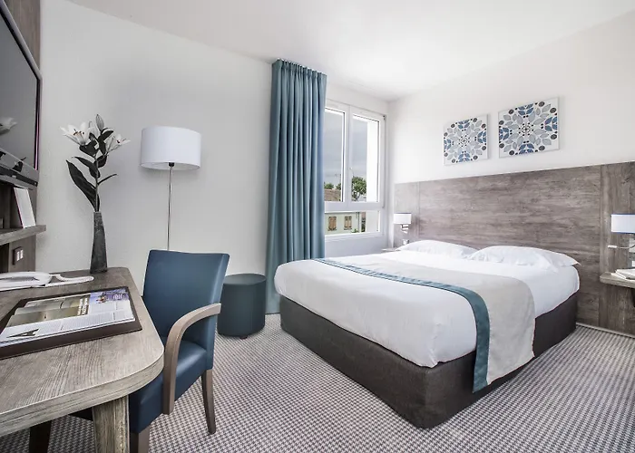 Hotel Logis Beausejour 3*