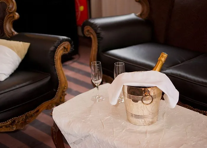 Hotel Logis Beausejour 3*