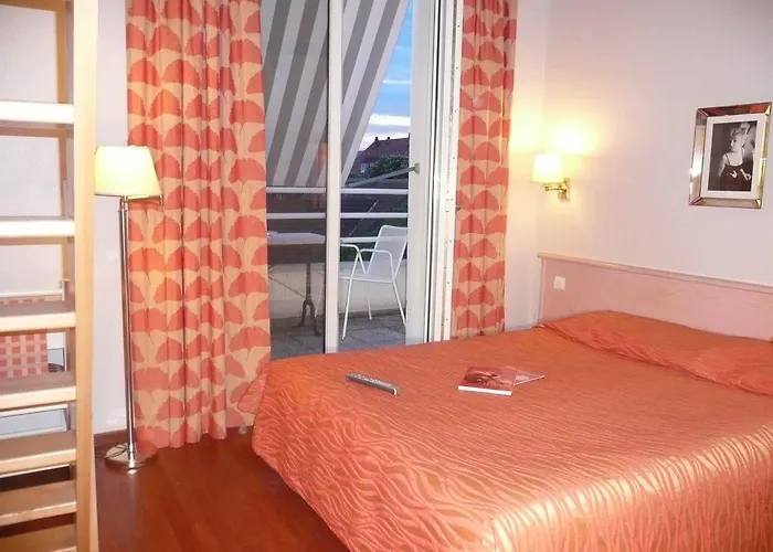 Ξενοδοχείο Logis Beausejour